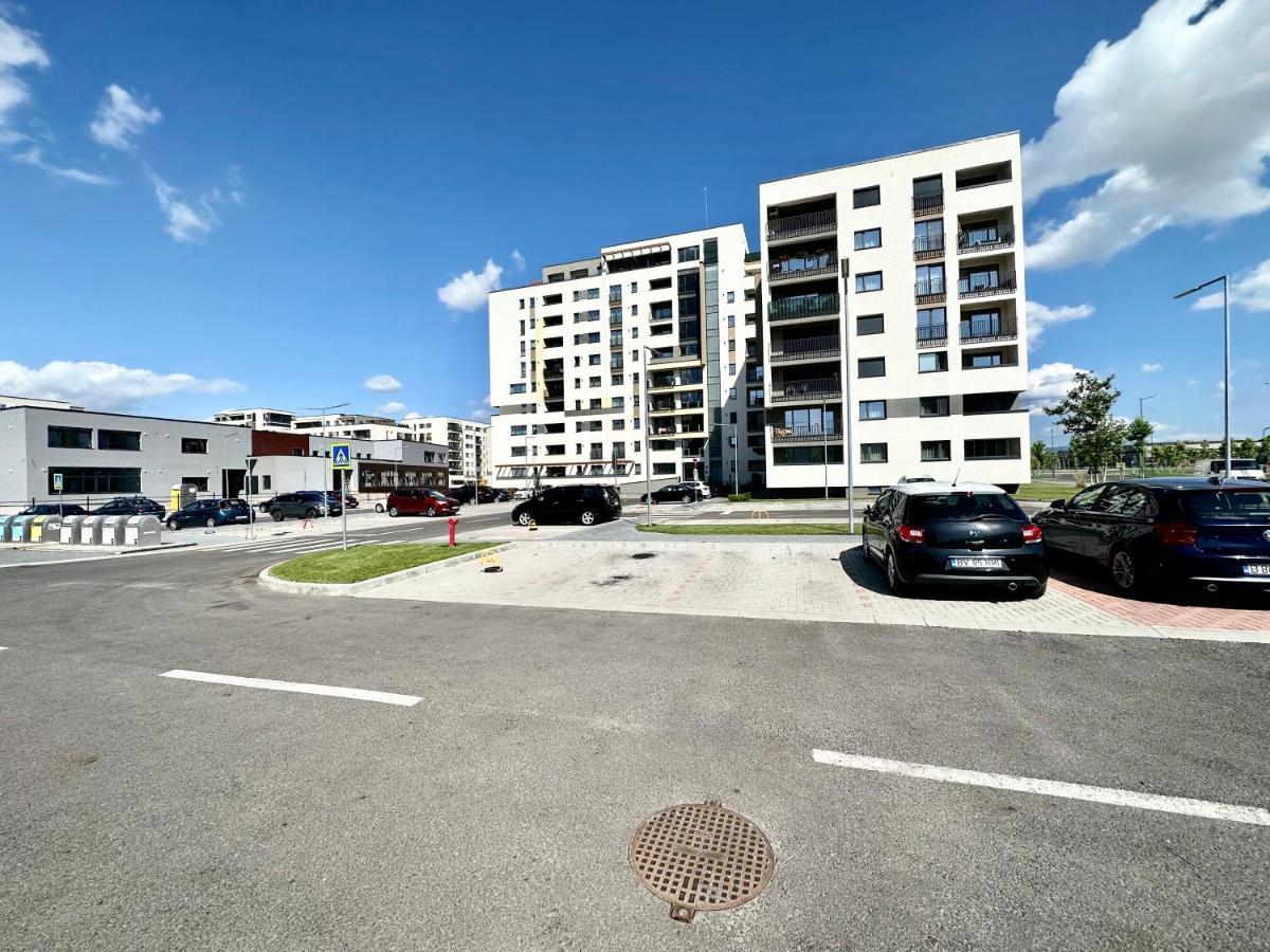 Kasper Coresi Mall - Rise Private Apartments & Suites Μπρασόβ Εξωτερικό φωτογραφία