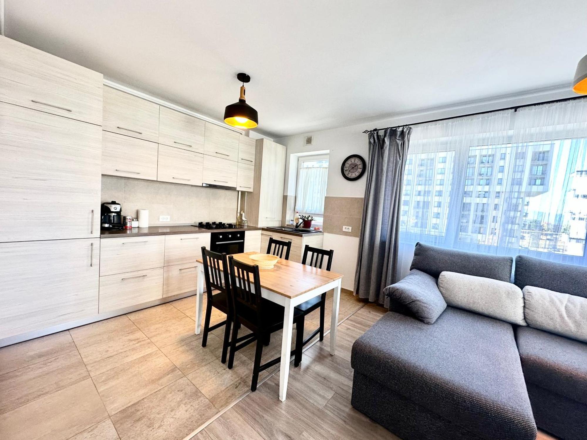 Kasper Coresi Mall - Rise Private Apartments & Suites Μπρασόβ Εξωτερικό φωτογραφία