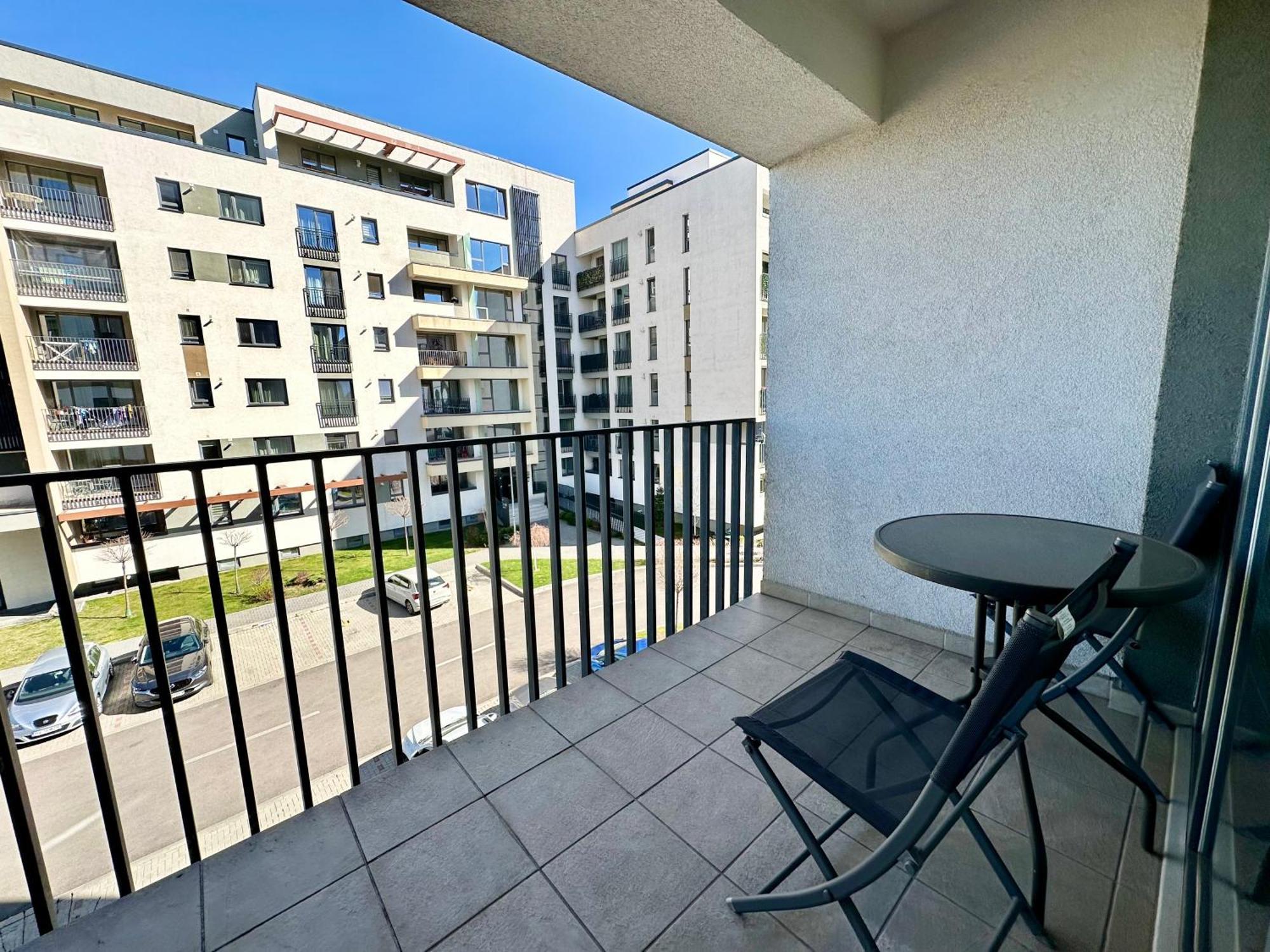 Kasper Coresi Mall - Rise Private Apartments & Suites Μπρασόβ Εξωτερικό φωτογραφία