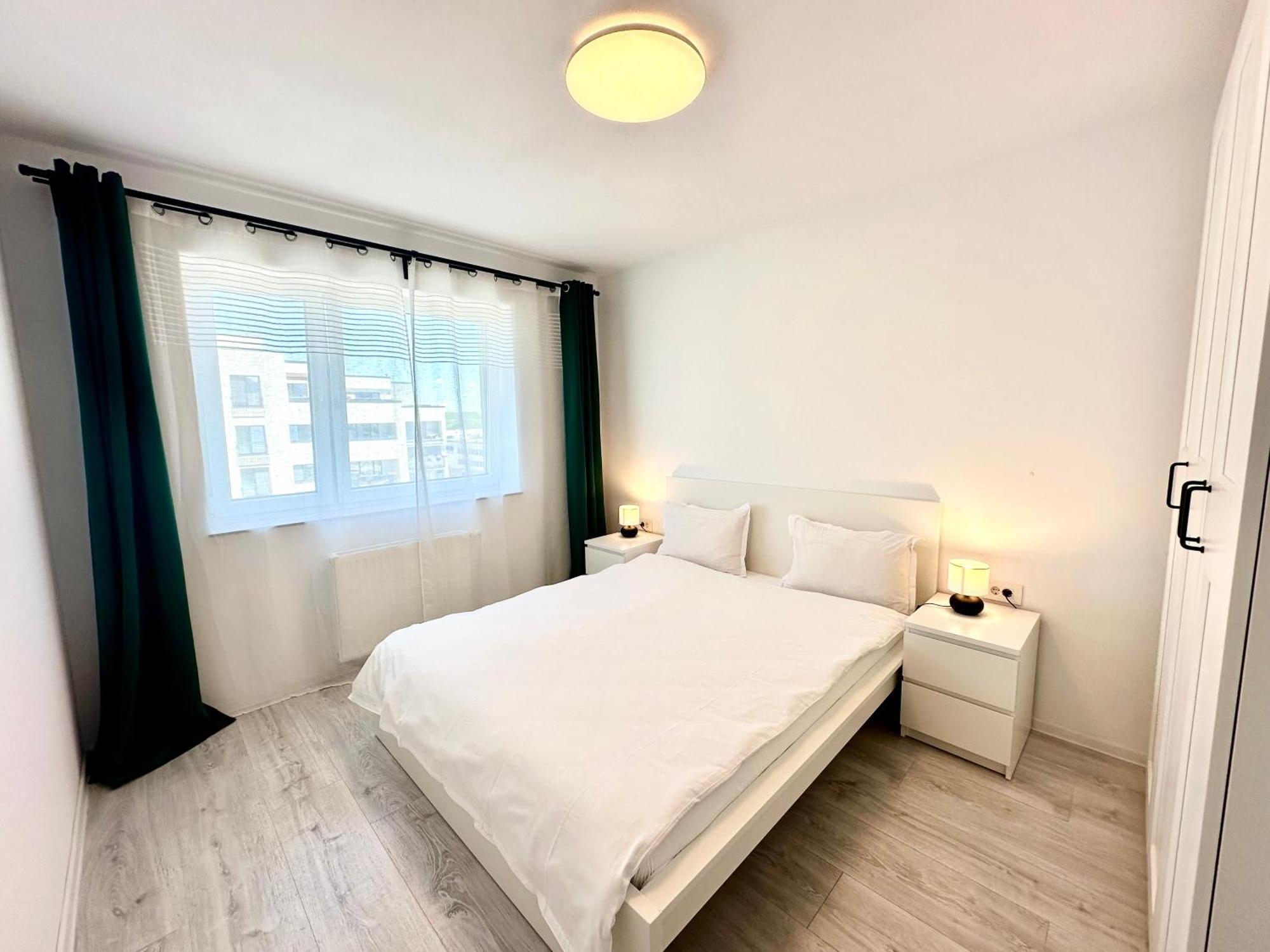 Kasper Coresi Mall - Rise Private Apartments & Suites Μπρασόβ Εξωτερικό φωτογραφία