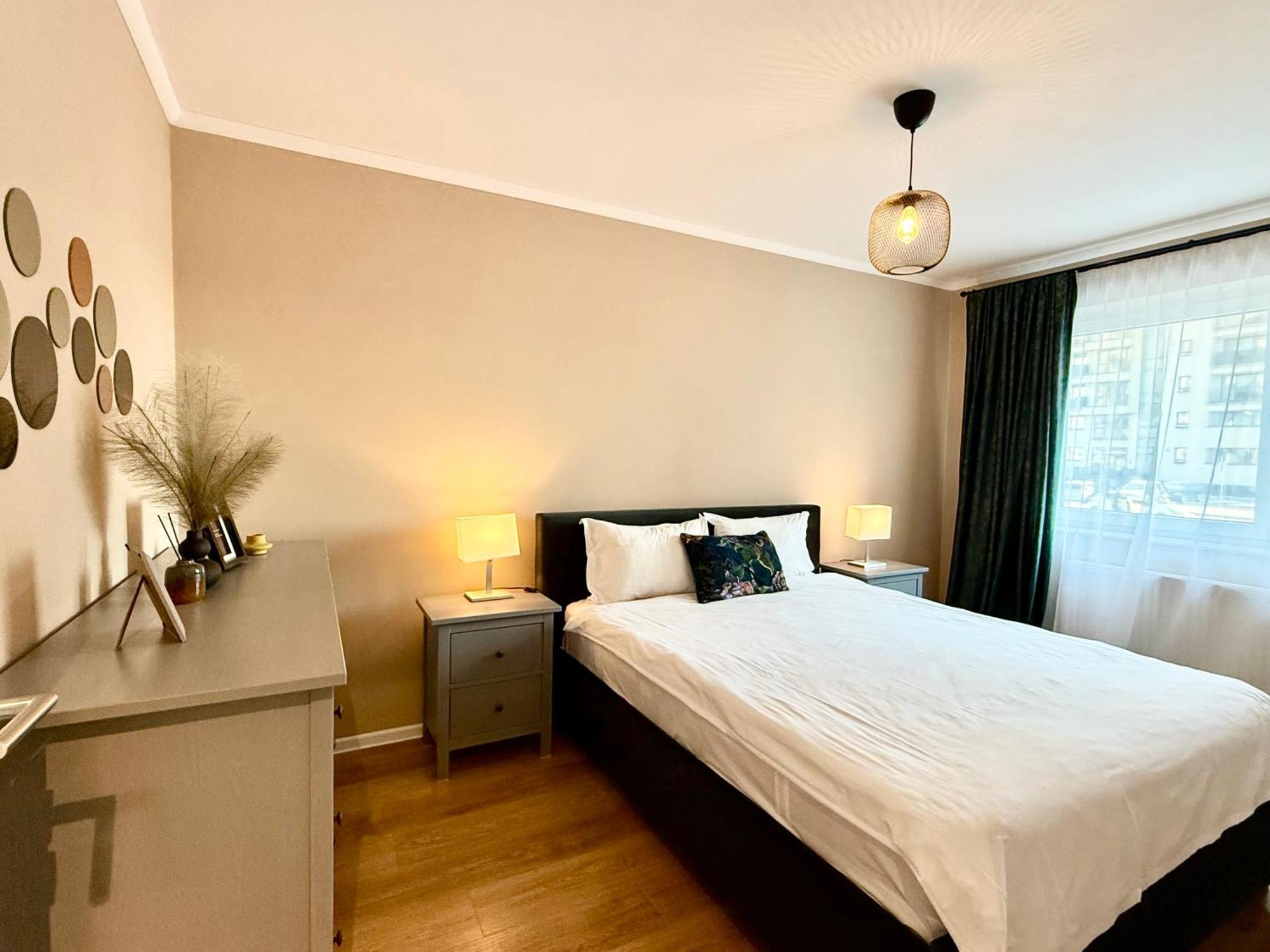 Kasper Coresi Mall - Rise Private Apartments & Suites Μπρασόβ Εξωτερικό φωτογραφία