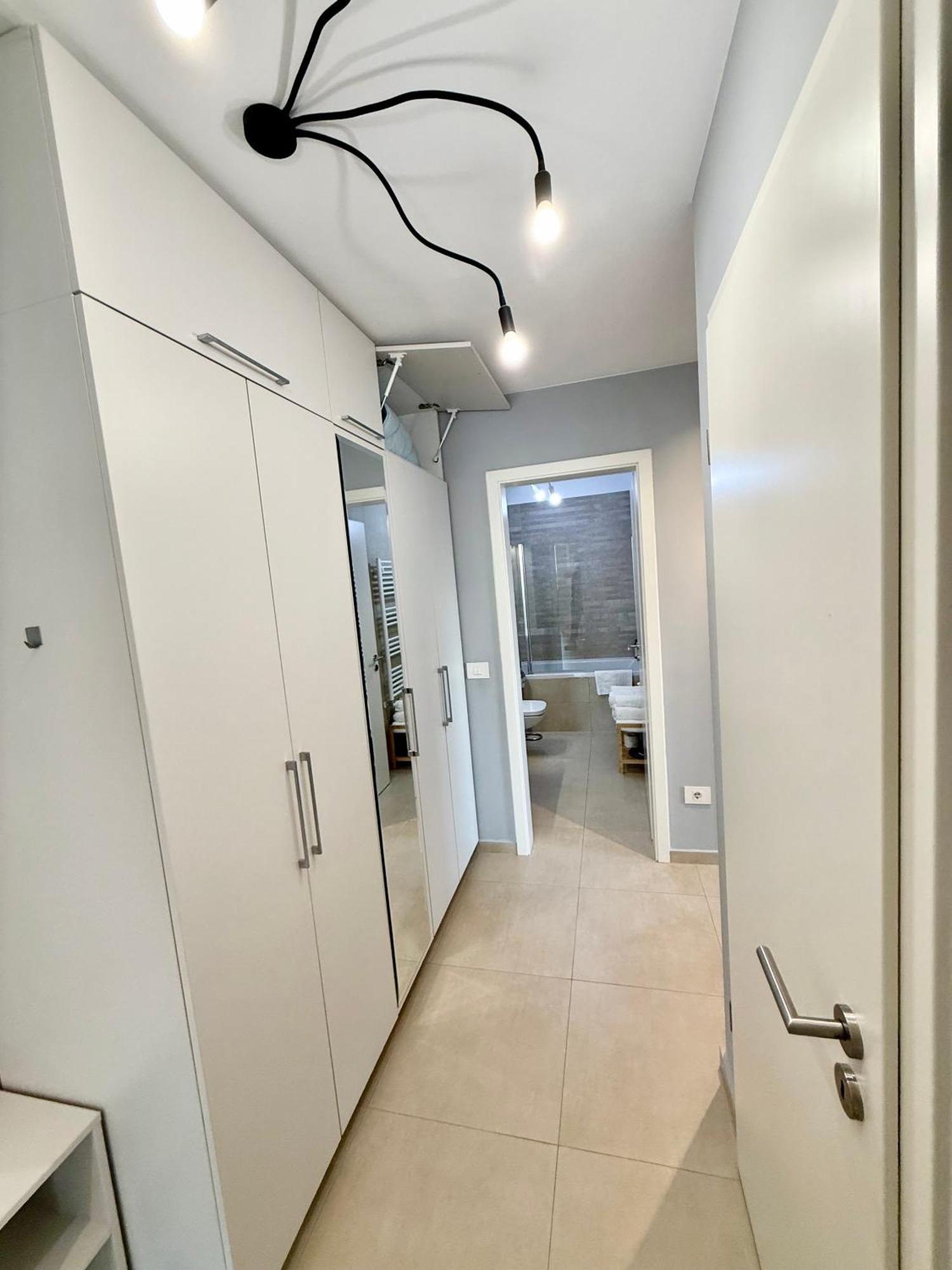 Kasper Coresi Mall - Rise Private Apartments & Suites Μπρασόβ Εξωτερικό φωτογραφία